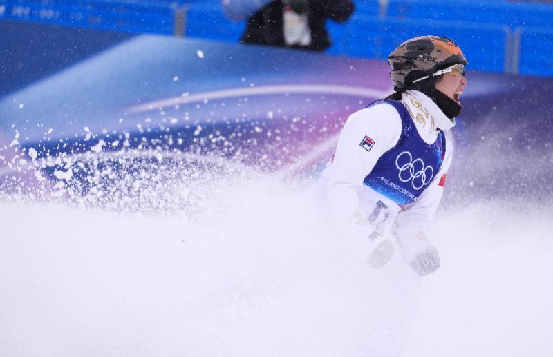 九游体育官网-王心迪、李天马失误,中国队摘铜,徐梦桃安慰:四年后再来!